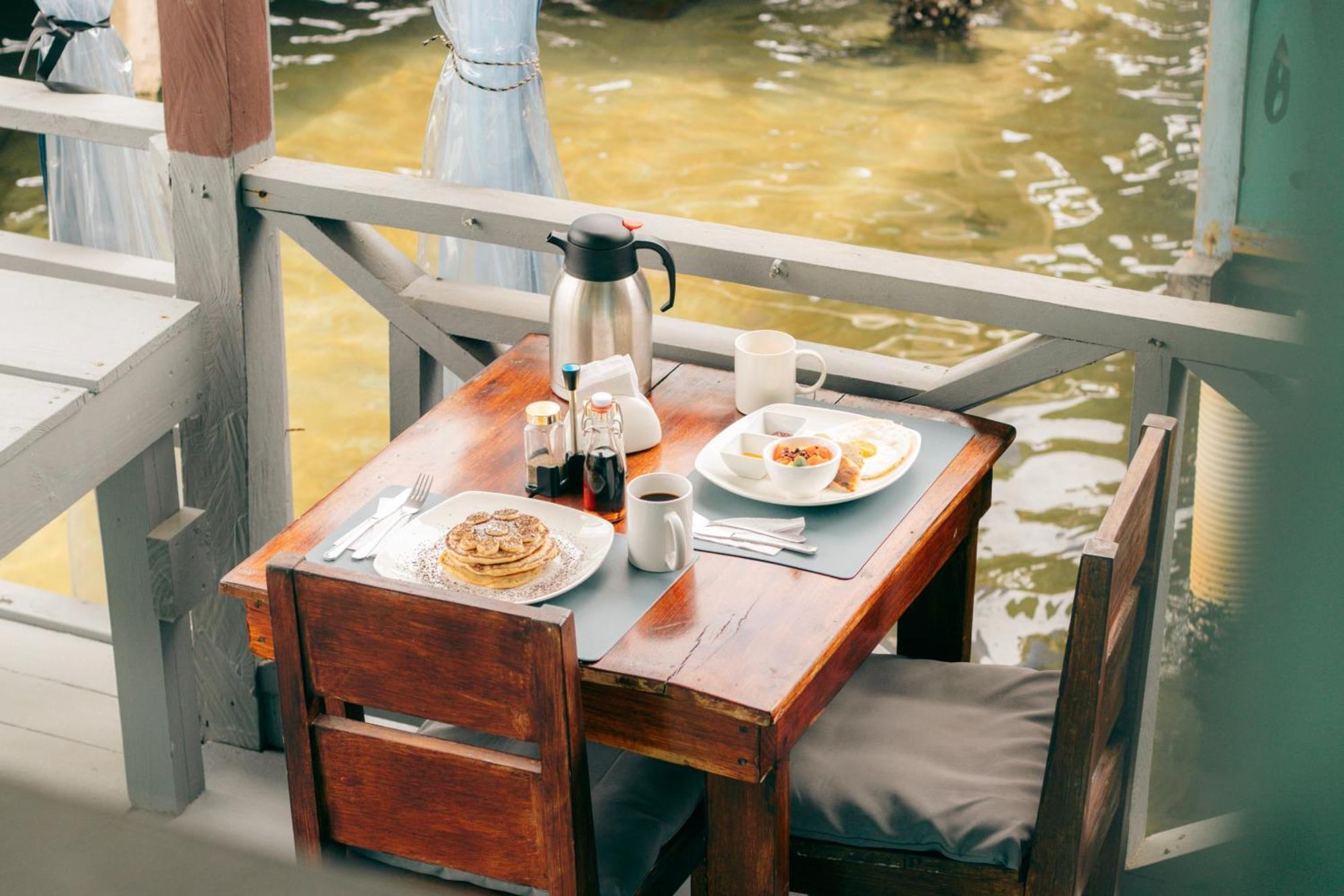 Saigon Bay Bed & Breakfast Бокас дел Торо Екстериор снимка